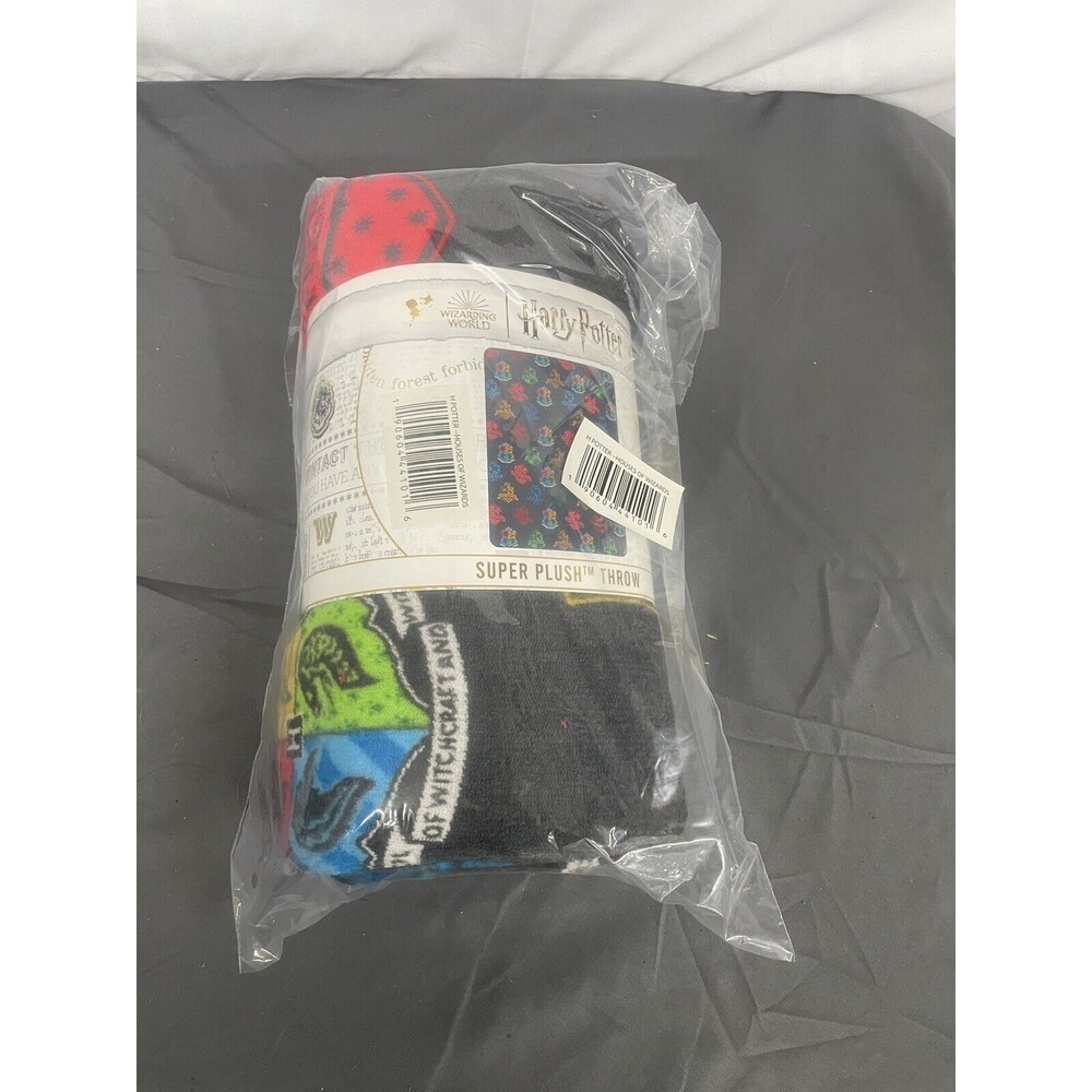 Harry Potter Hogwarts Wizard House Crests Soft Super Plush Throw Blanket 46 x 60